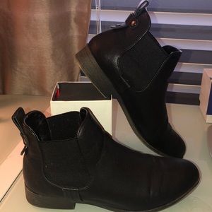 Steve Madden booties